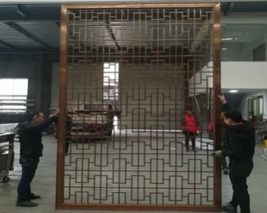 <strong>古典中式玫瑰金不銹鋼屏風</strong>